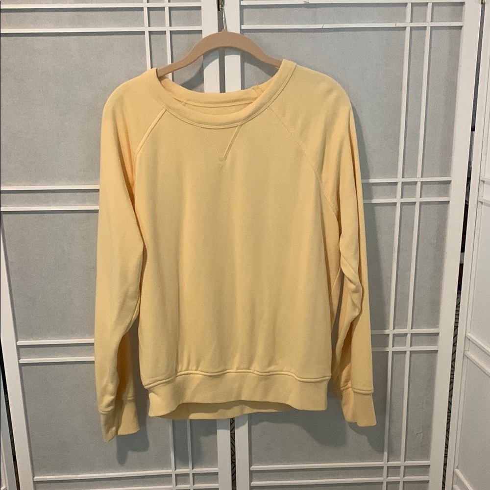 Lou & Grey Light Yellow Sweatshirt